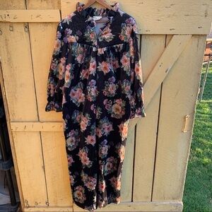 Vintage Floral Cottagecore Long Gown Robe Prairie